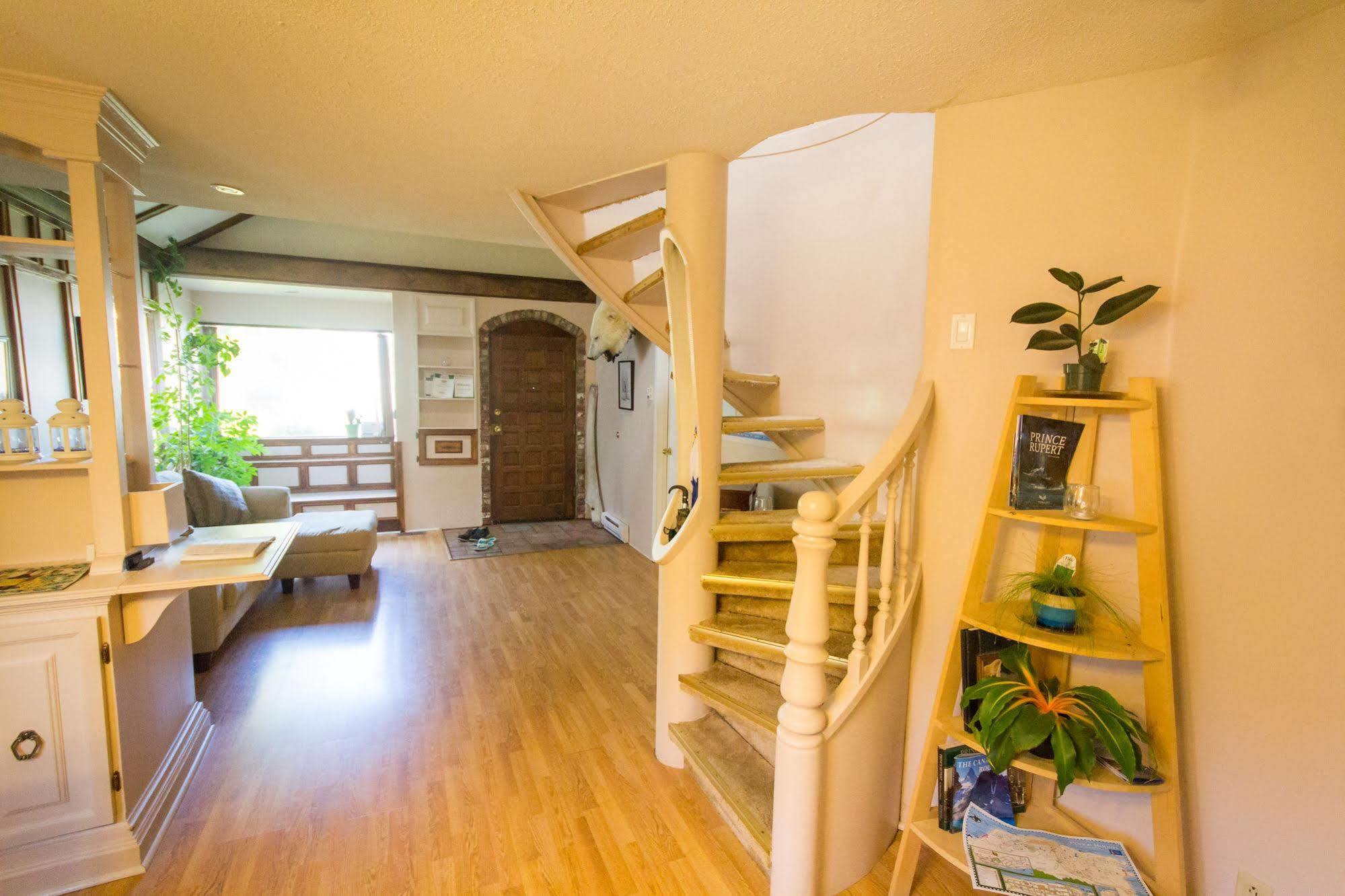 Tall Trees Bed & Breakfast Prince Rupert Exterior foto